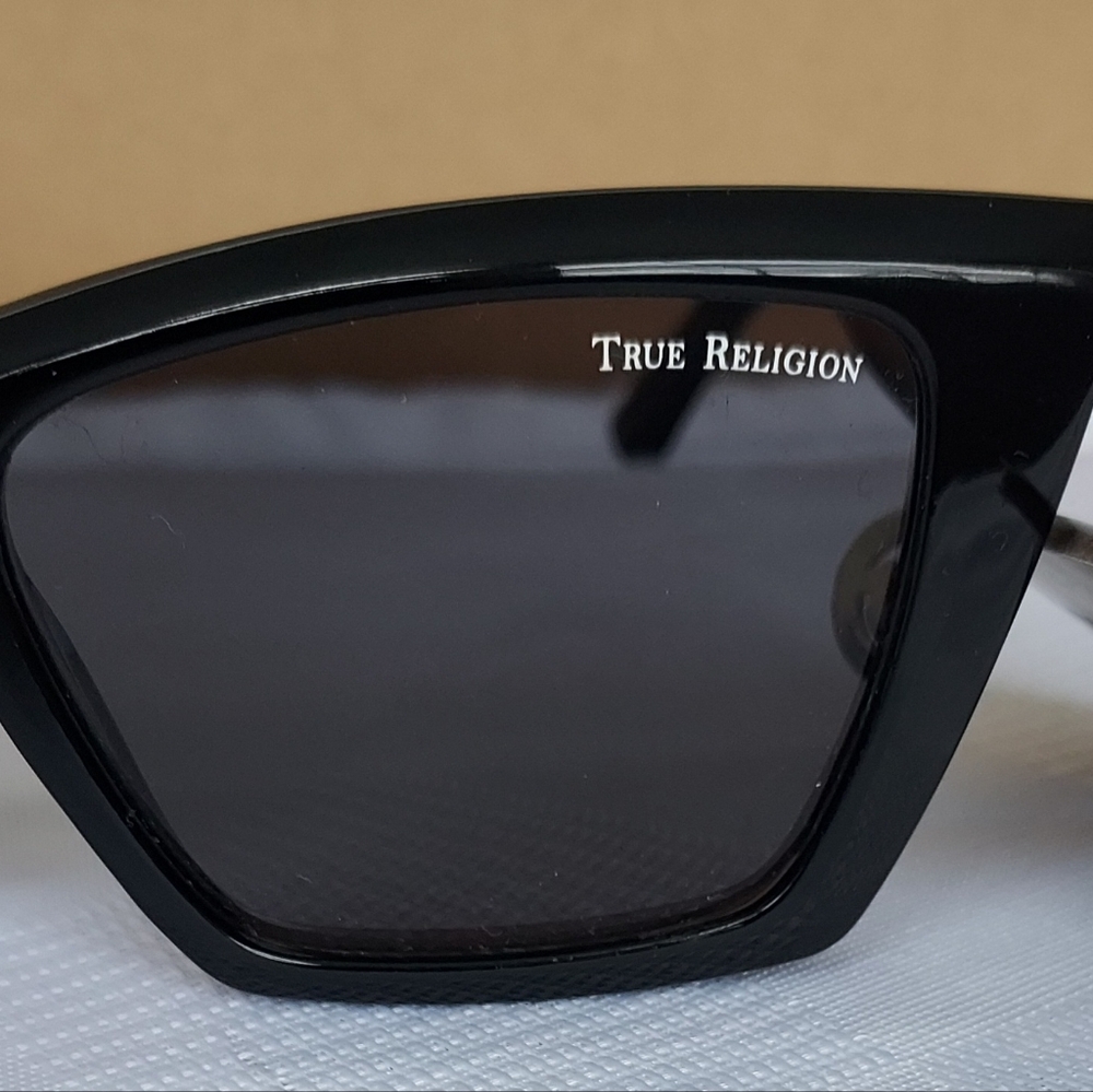 True Religion Sunglasses Black Frame W/Charm Case, Box, Cloth NWT - Picture 7 of 11